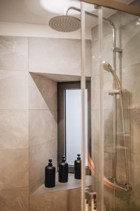 Apartmán La Vie En Rose - Luxe, Calme & Hypercentre - 3* Annecy Exteriér fotografie